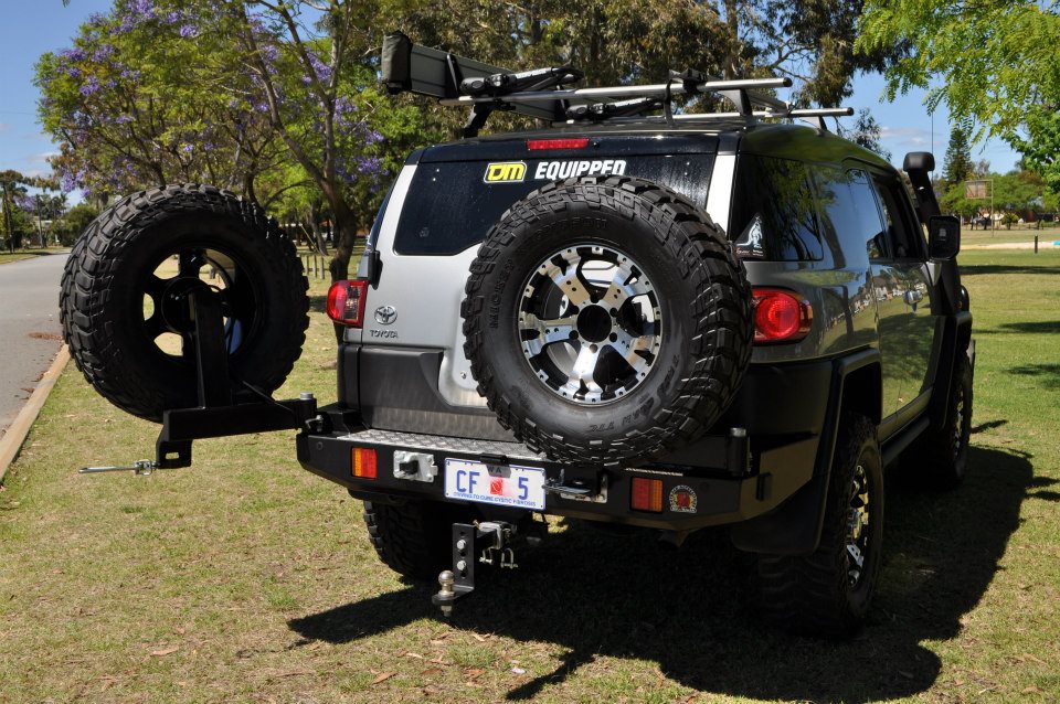 Toyota_FJ_Cruiser.jpg